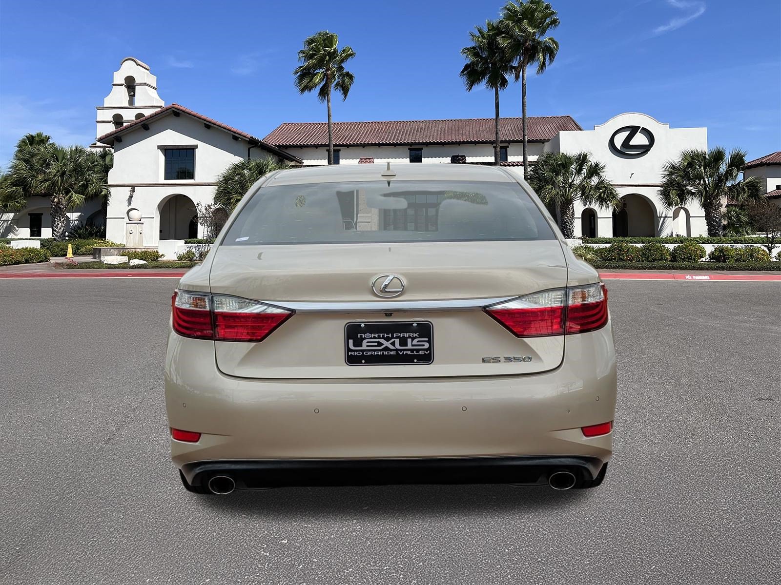Used 2013 Lexus ES 350 w/ Premium Pkg FWD image 3