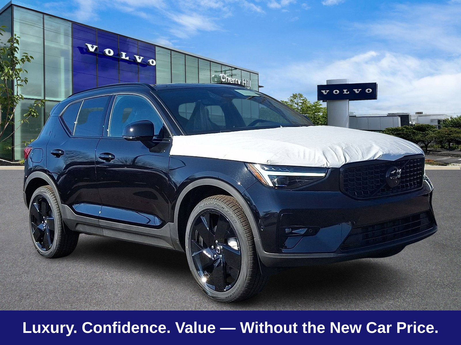 New 2026 Volvo XC40 B5 Ultra w/ Protection Package Premier AWD/4WD image 1