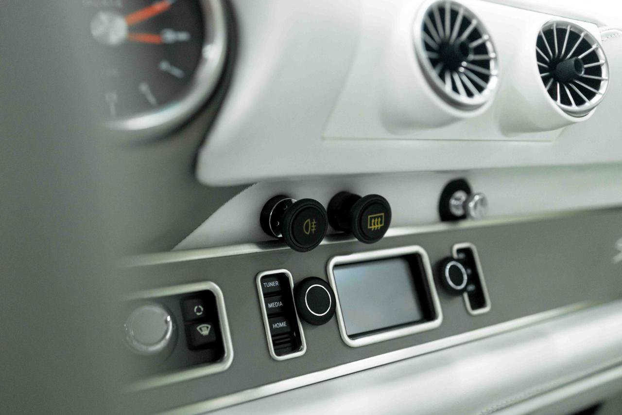 Used 1991 Porsche 911 Carrera image 61