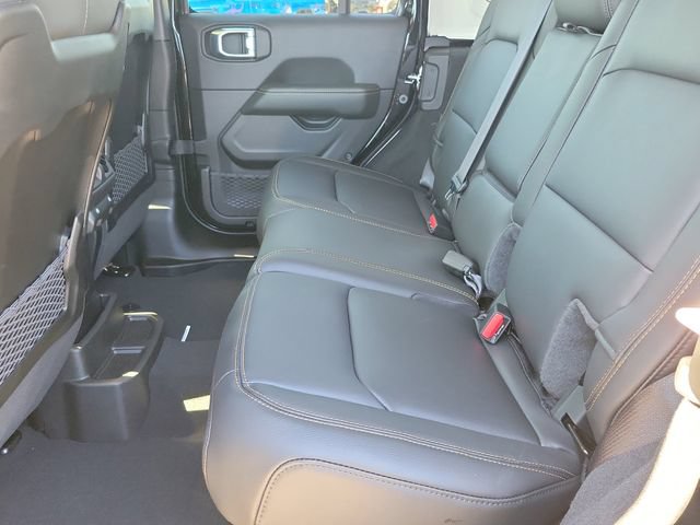 New 2026 Jeep Wrangler Unlimited Sahara w/ Safety Group AWD/4WD image 11