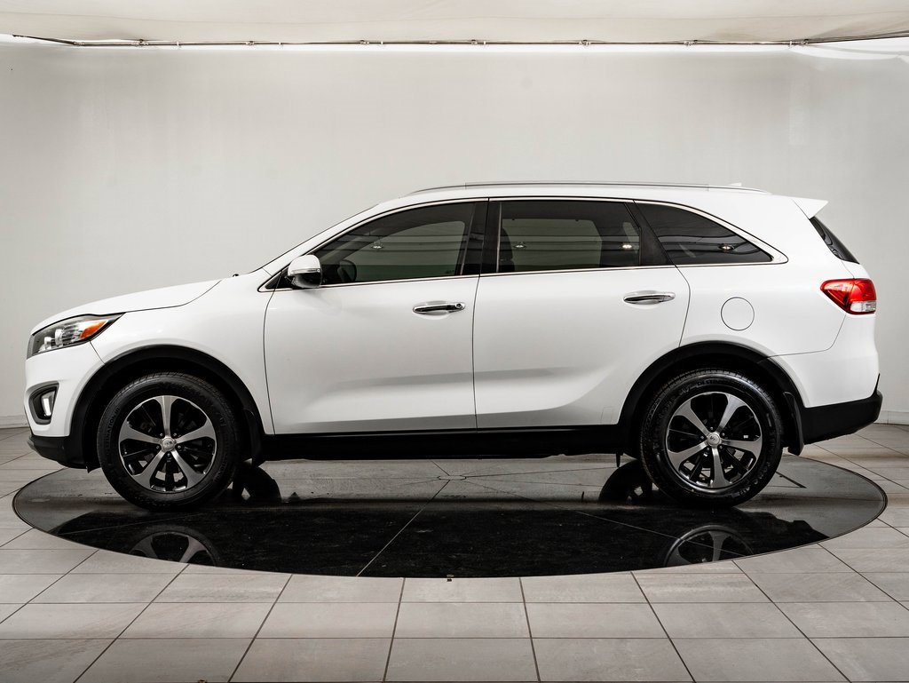 Used 2016 Kia Sorento EX w/ EX Premium Package image 5