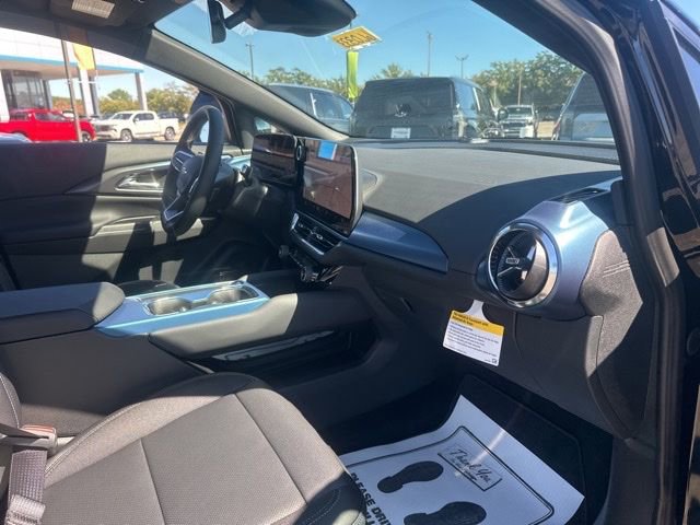 New 2026 Chevrolet Equinox EV LT image 34