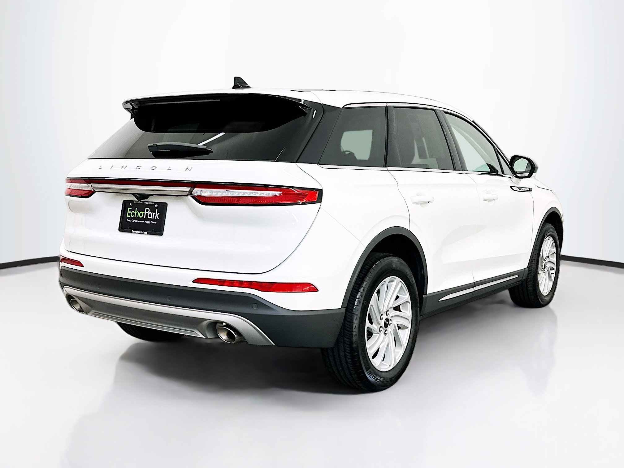 Used 2023 Lincoln Corsair AWD image 9