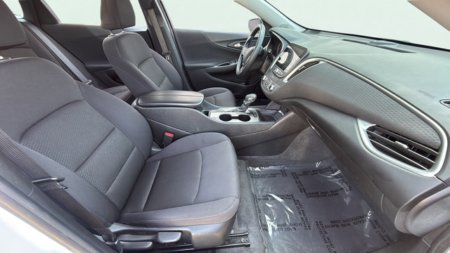 Used 2024 Chevrolet Malibu LT FWD image 27