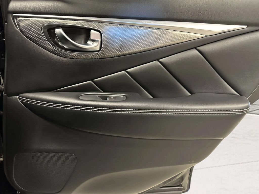 Used 2019 INFINITI Q50 Signature Edition w/ Cargo Package (L96) AWD/4WD image 24