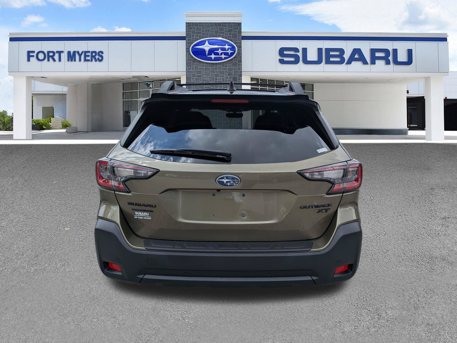 Used 2024 Subaru Outback Onyx Edition XT AWD/4WD image 5