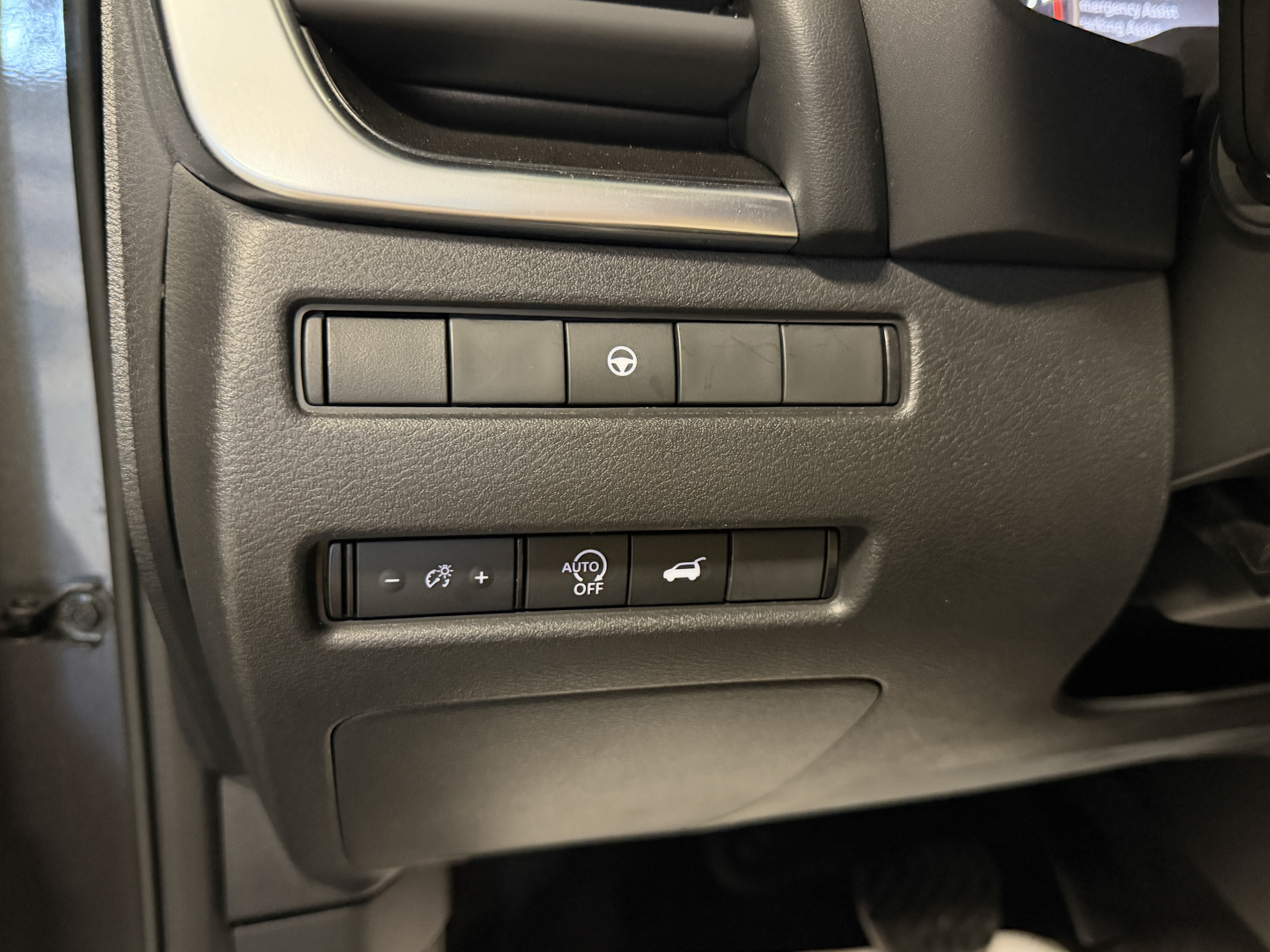 Used 2023 Nissan Rogue SV w/ SV Premium B Package AWD/4WD image 16