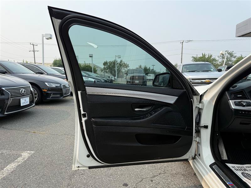 Used 2014 BMW 535i xDrive Sedan AWD/4WD image 16