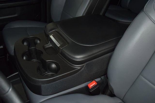 Used 2026 RAM 3500 Tradesman w/ Chrome Appearance Group image 32