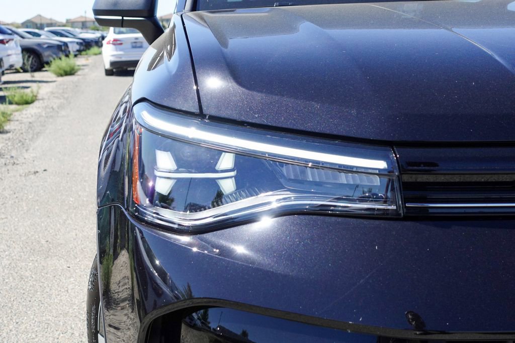 New 2025 Volkswagen Taos S image 5