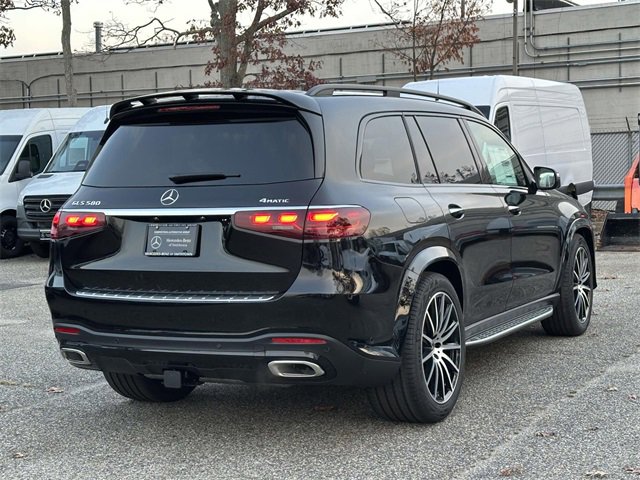 New 2026 Mercedes-Benz GLS 580 4MATIC image 10