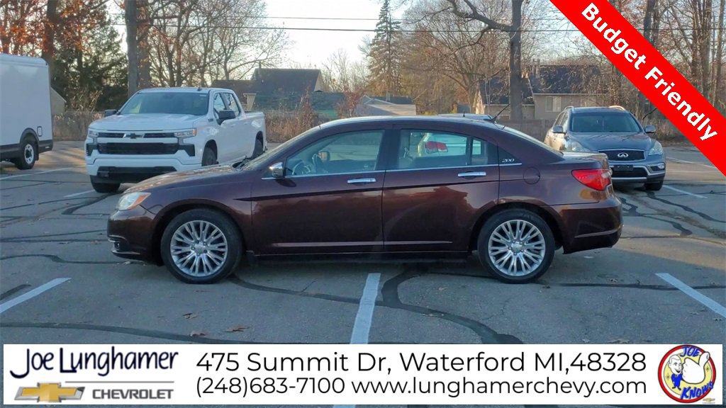 Used 2012 Chrysler 200 Limited image 5