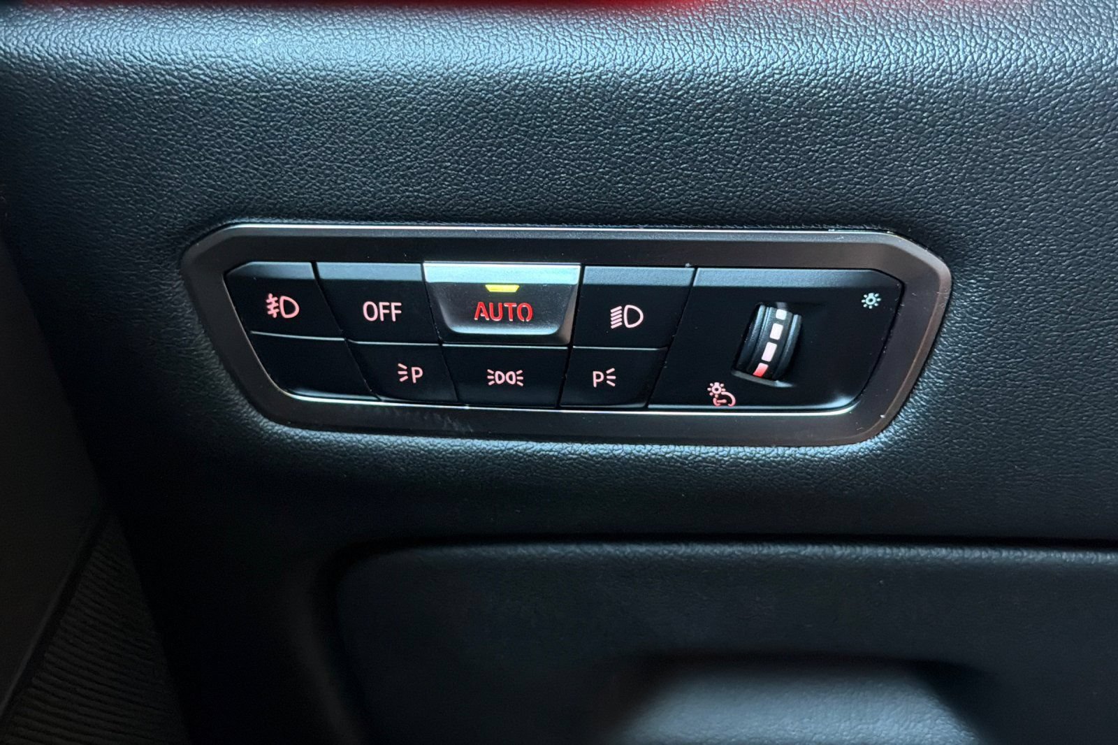 Used 2020 BMW X5 xDrive40i AWD/4WD image 39
