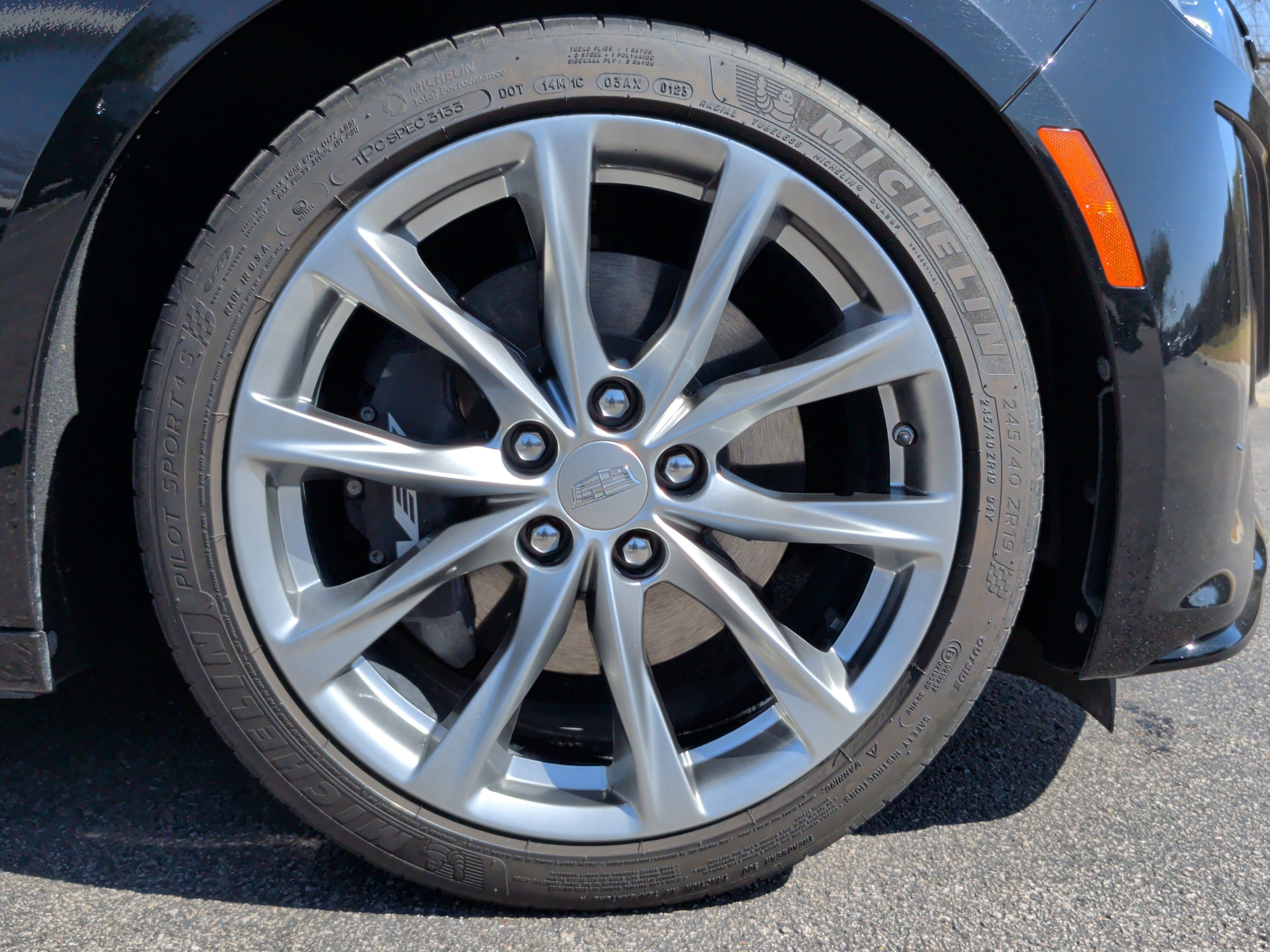 Used 2023 Cadillac CT5 V w/ Premium Package image 13