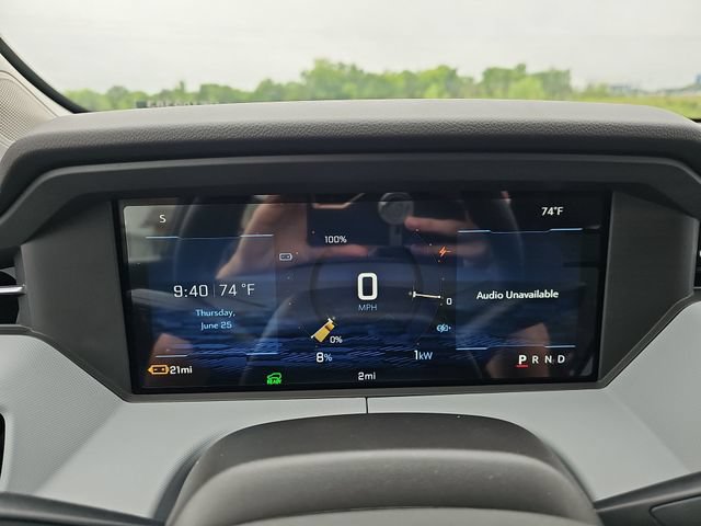 New 2027 Chevrolet Bolt LT w/ Comfort Package FWD image 11