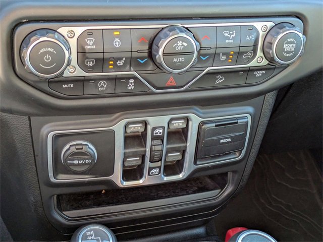 Used 2018 Jeep Wrangler Unlimited Sahara w/ Cold Weather Group image 23