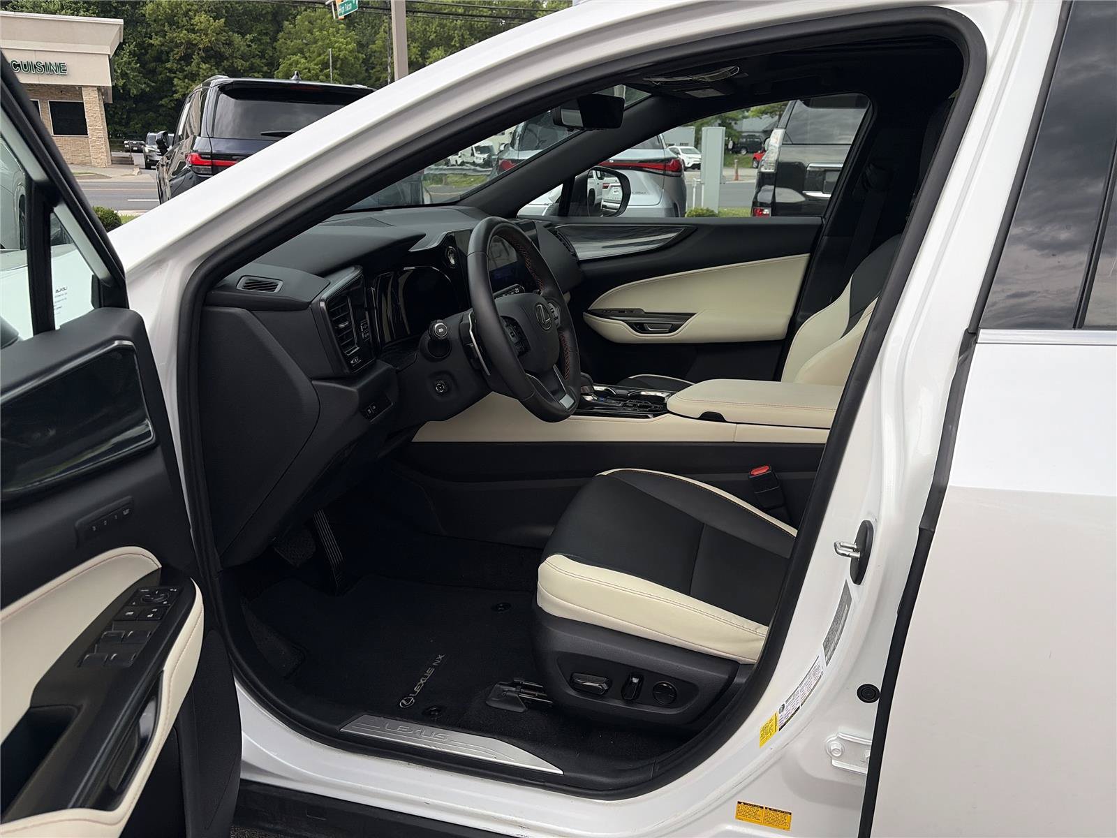 Certified 2024 Lexus NX 350 AWD image 11