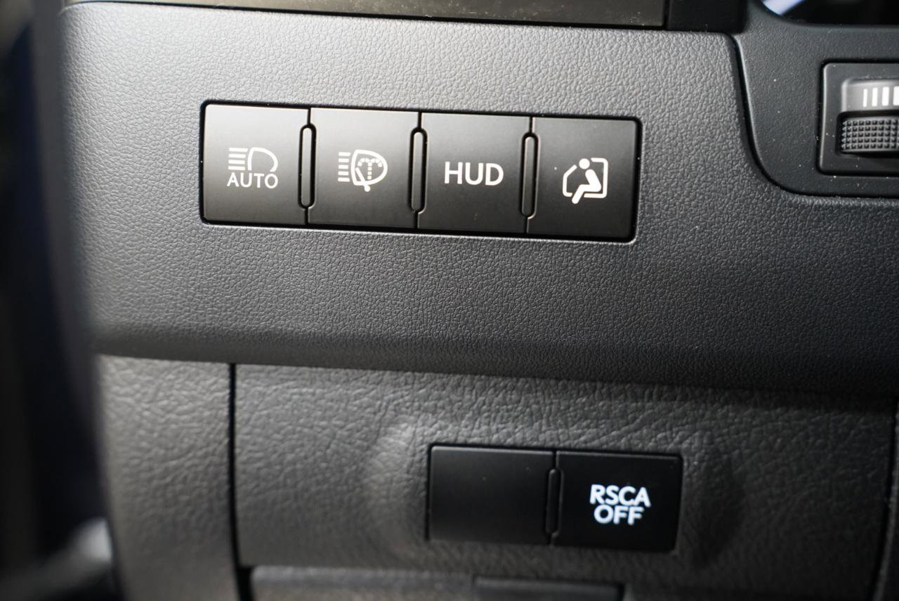 Used 2016 Lexus LX 570 4WD w/ Luxury Package image 23