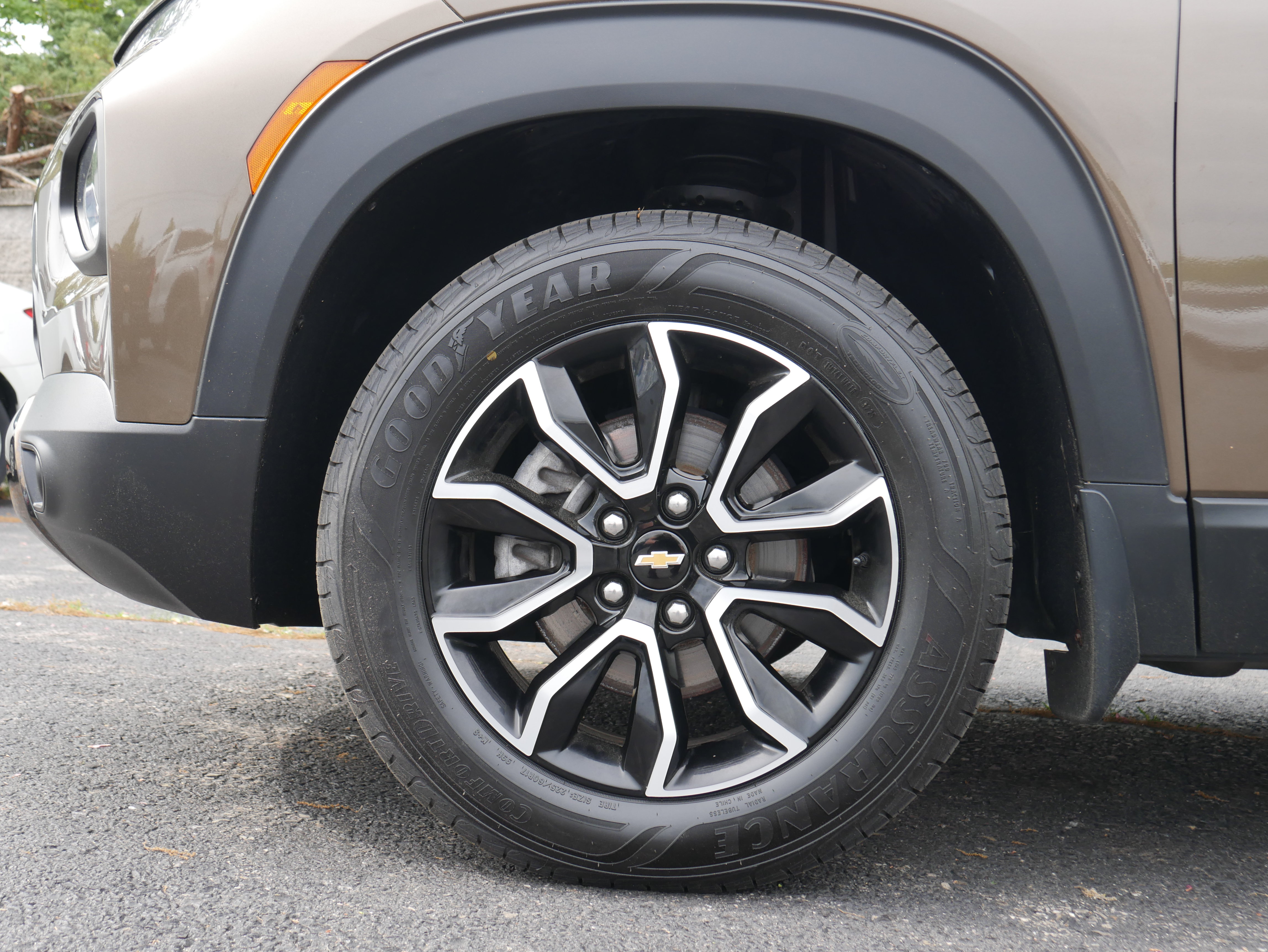 Certified 2021 Chevrolet TrailBlazer ACTIV w/ Technology Package AWD/4WD image 11