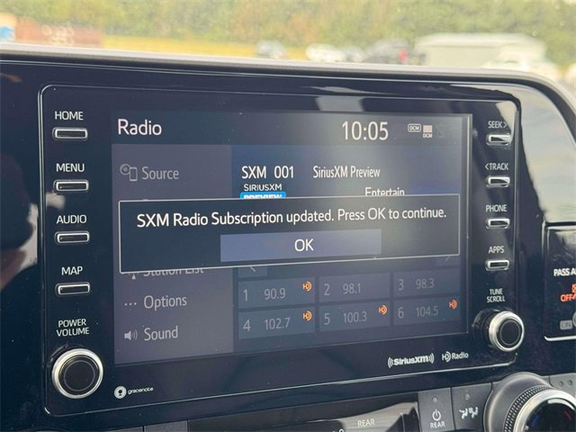 Used 2022 Toyota Highlander XLE image 27