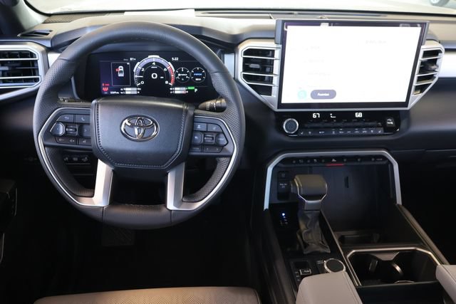 Used 2025 Toyota Tundra Limited AWD/4WD image 15
