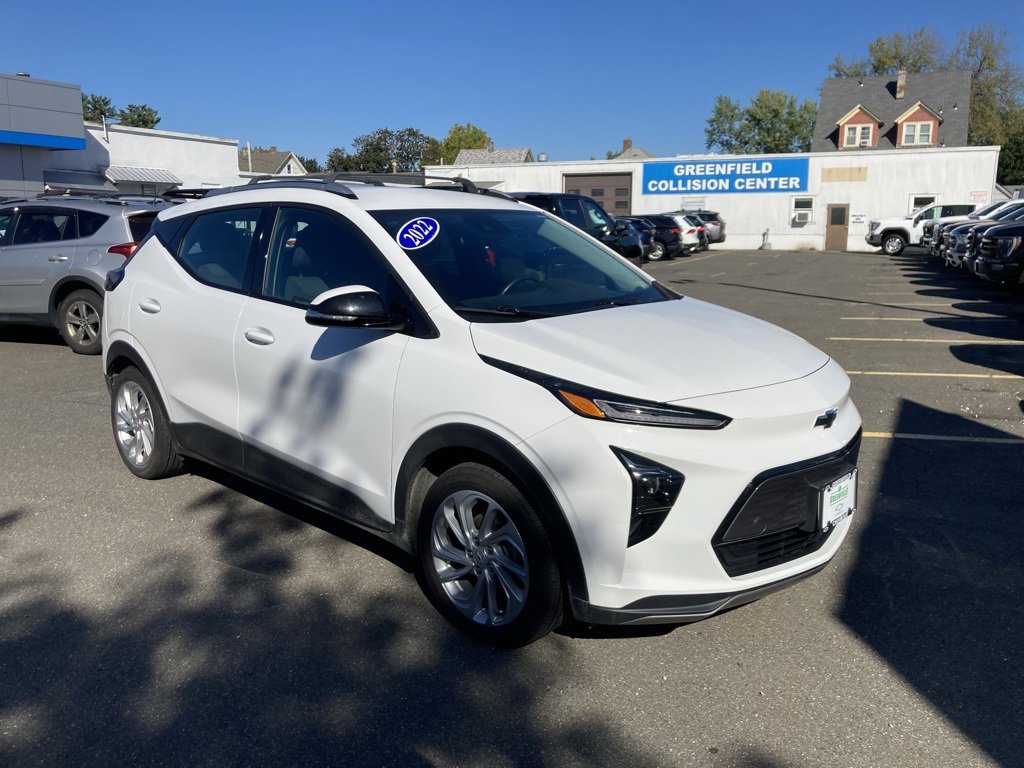 Used 2022 Chevrolet Bolt EUV LT w/ Comfort Package image 1