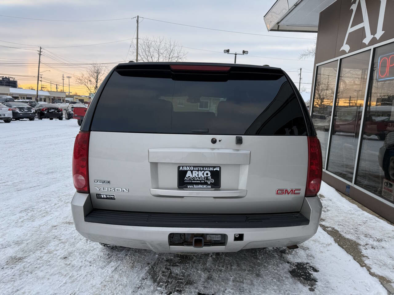 Used 2007 GMC Yukon SLE image 8