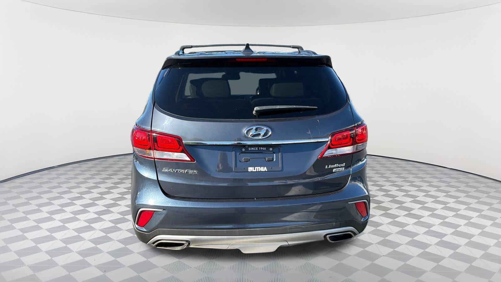 Used 2017 Hyundai Santa Fe Limited image 6