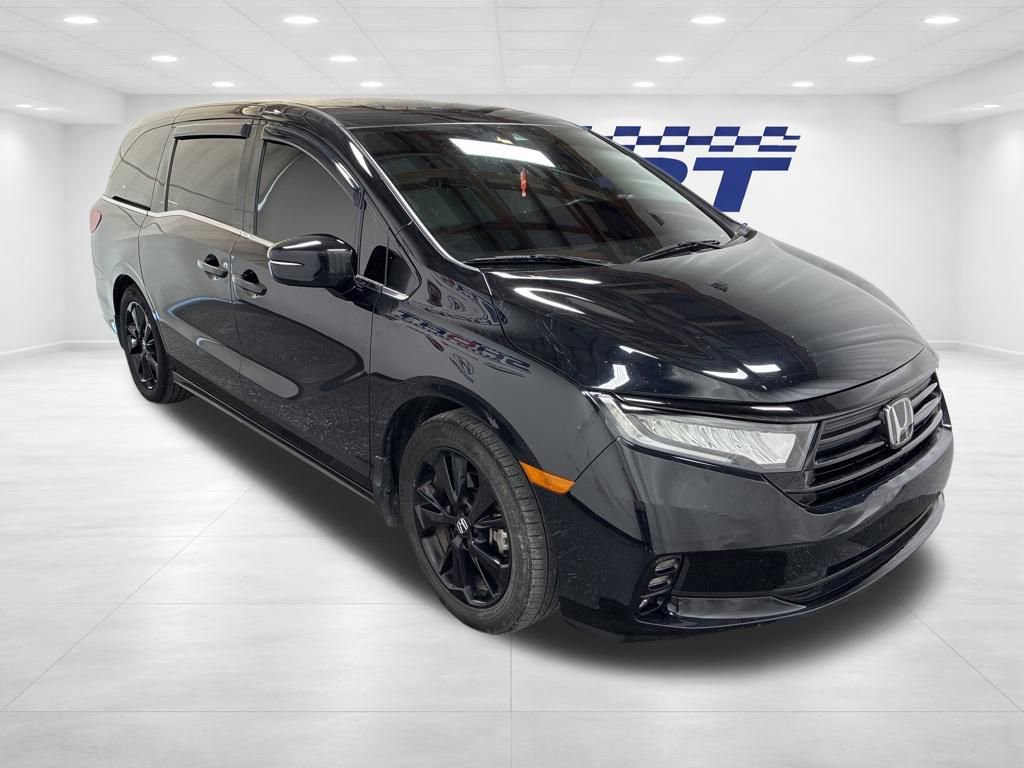Used 2024 Honda Odyssey Sport image 3
