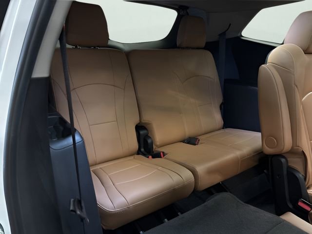 Used 2020 Buick Enclave Essence w/ Sound and Sites Package image 26