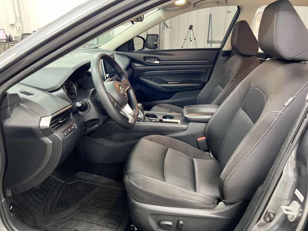 Used 2020 Nissan Altima 2.5 S FWD image 19