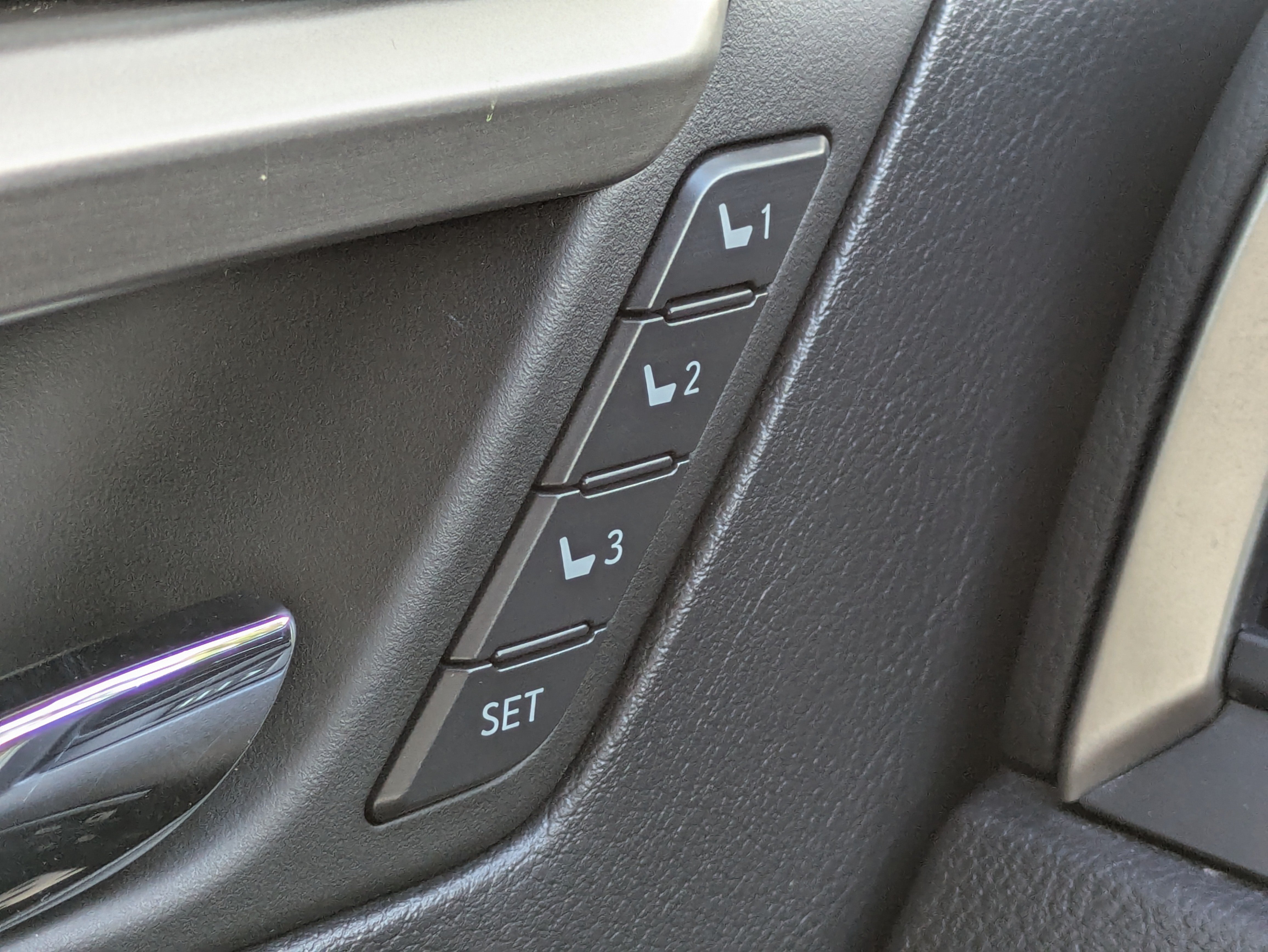 Used 2022 Lexus RX 350 F Sport w/ Accessory Package AWD/4WD image 22