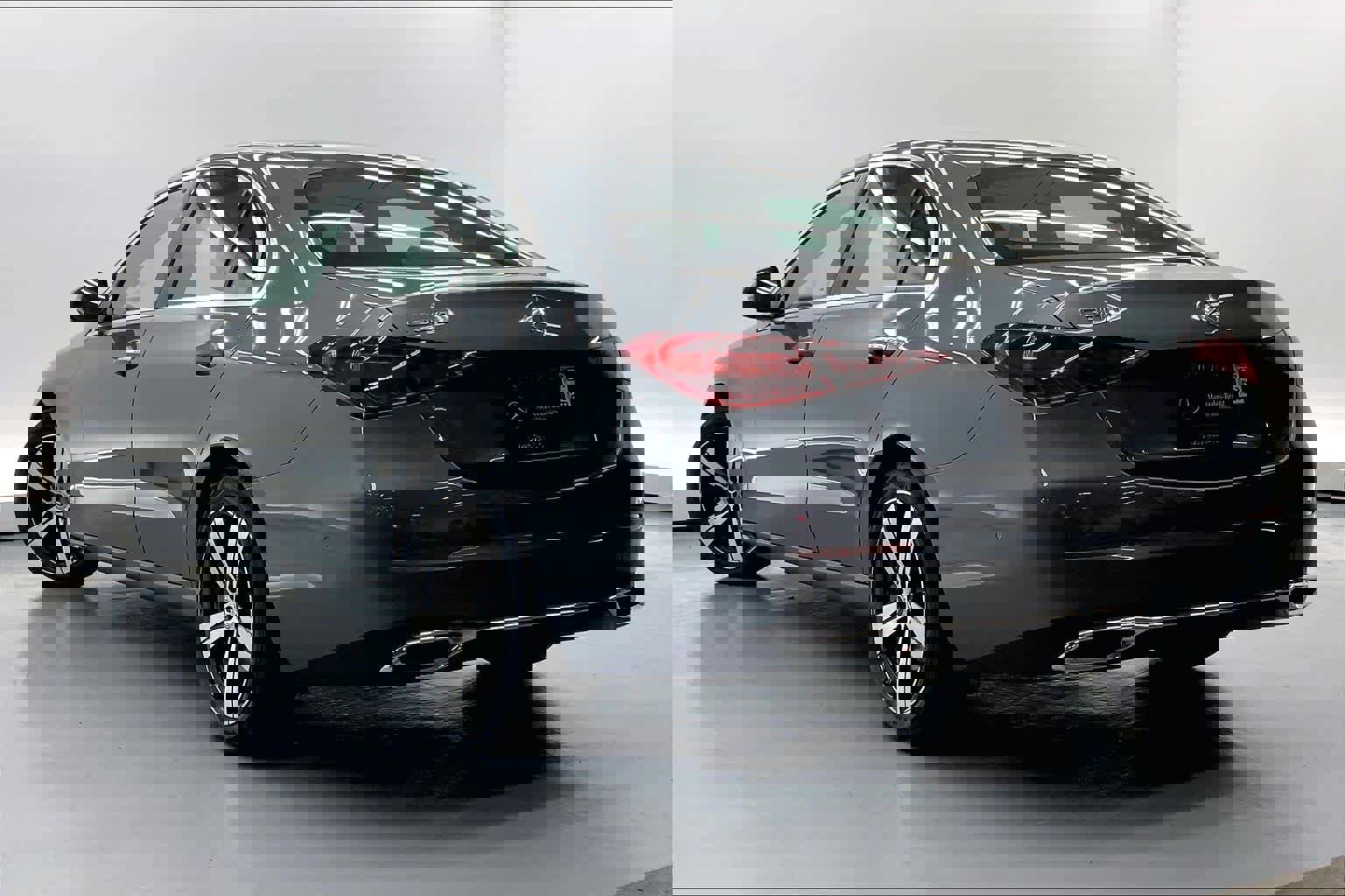 Certified 2023 Mercedes-Benz C 300 Sedan image 2