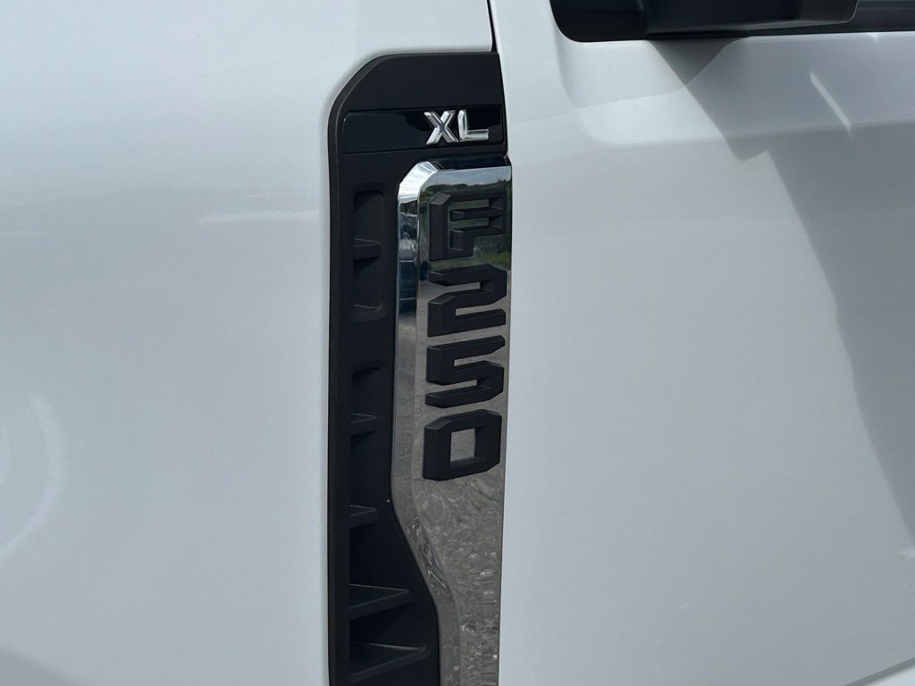 Certified 2026 Ford F250 XL AWD/4WD image 18