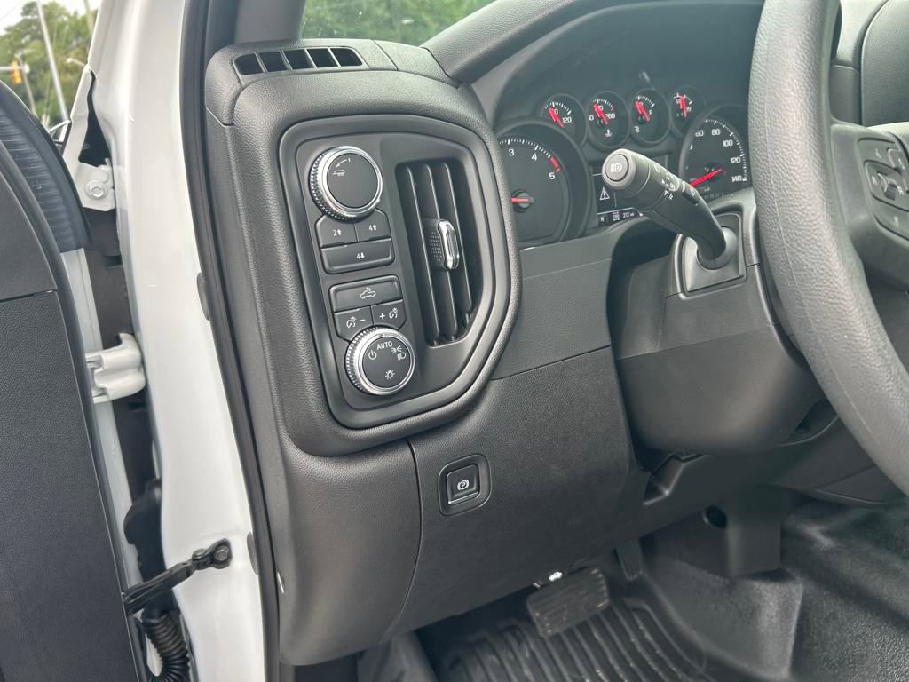 New 2025 GMC Sierra 2500 Pro image 14