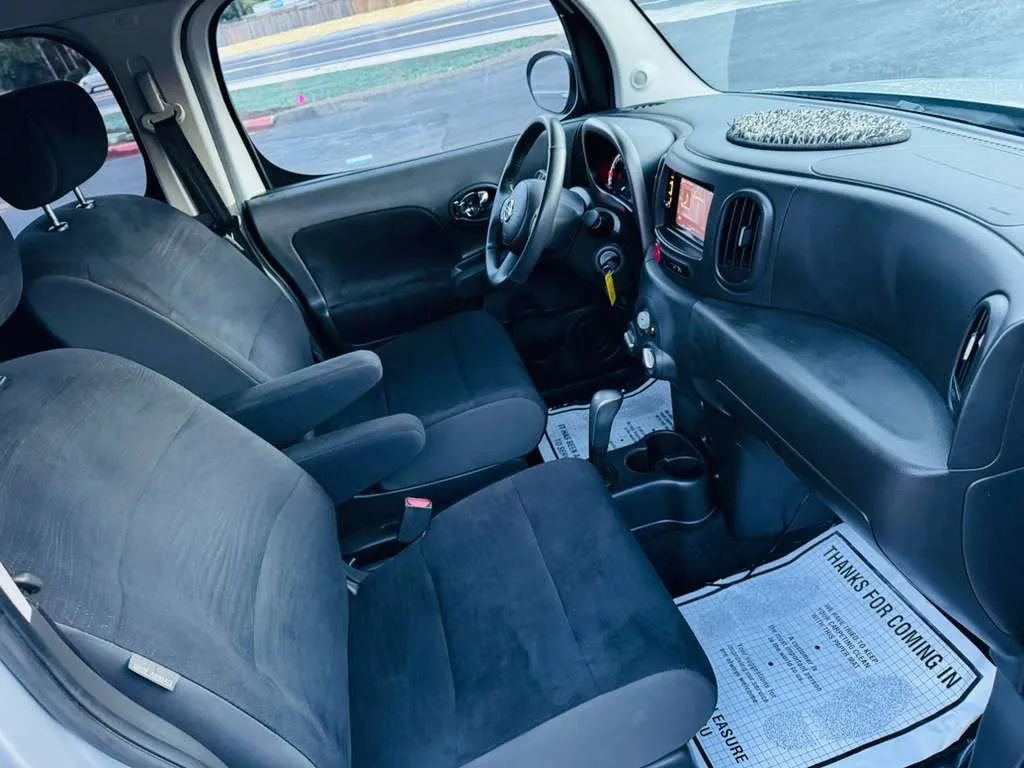 Used 2012 Nissan Cube 1.8 S w/ Interior Designer Pkg image 11