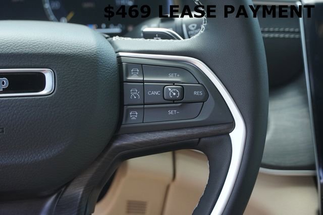 New 2025 Jeep Grand Cherokee Limited w/ Black Appearance Package image 26