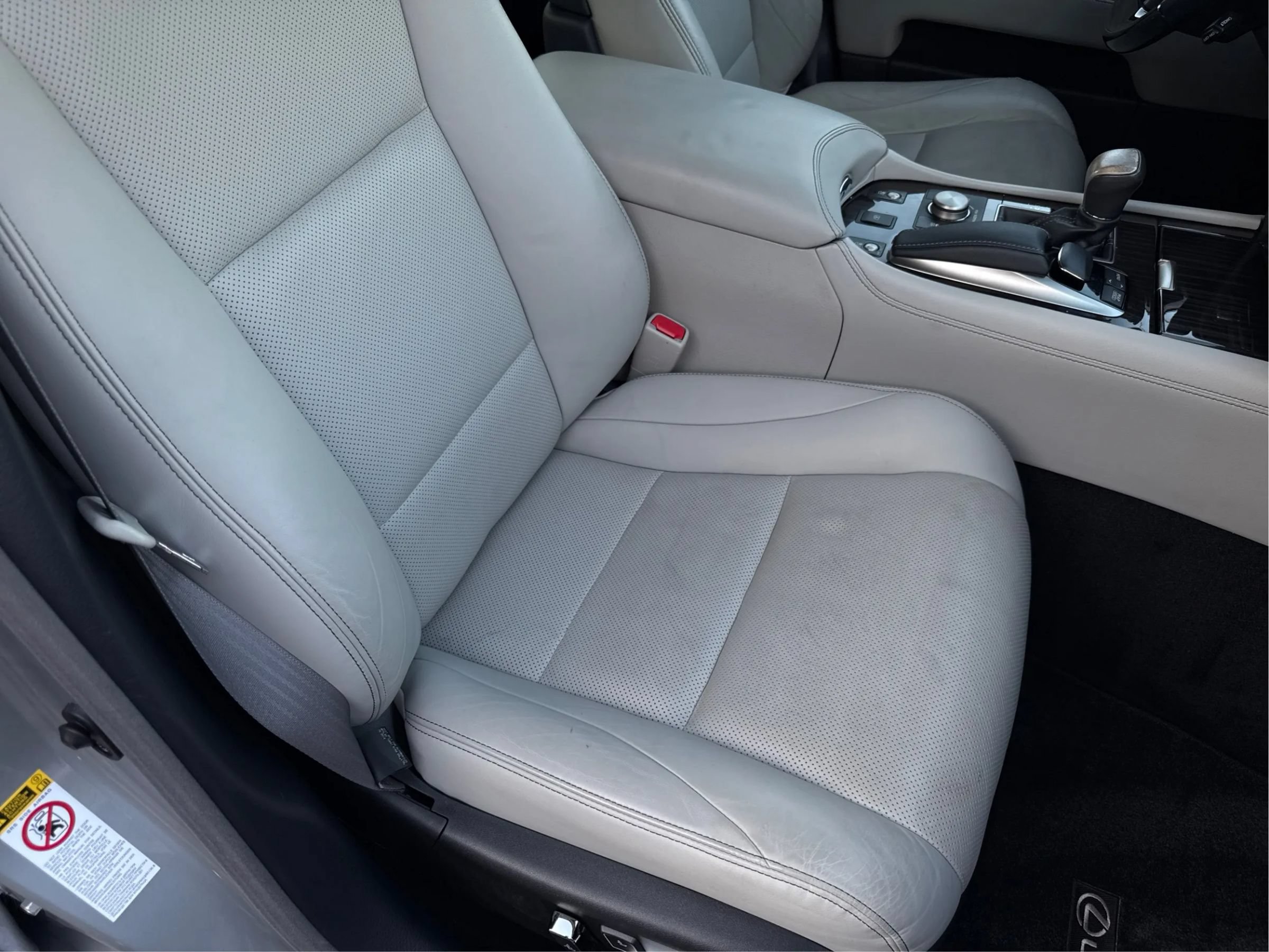 Used 2014 Lexus LS 460 w/ Comfort Package RWD image 17