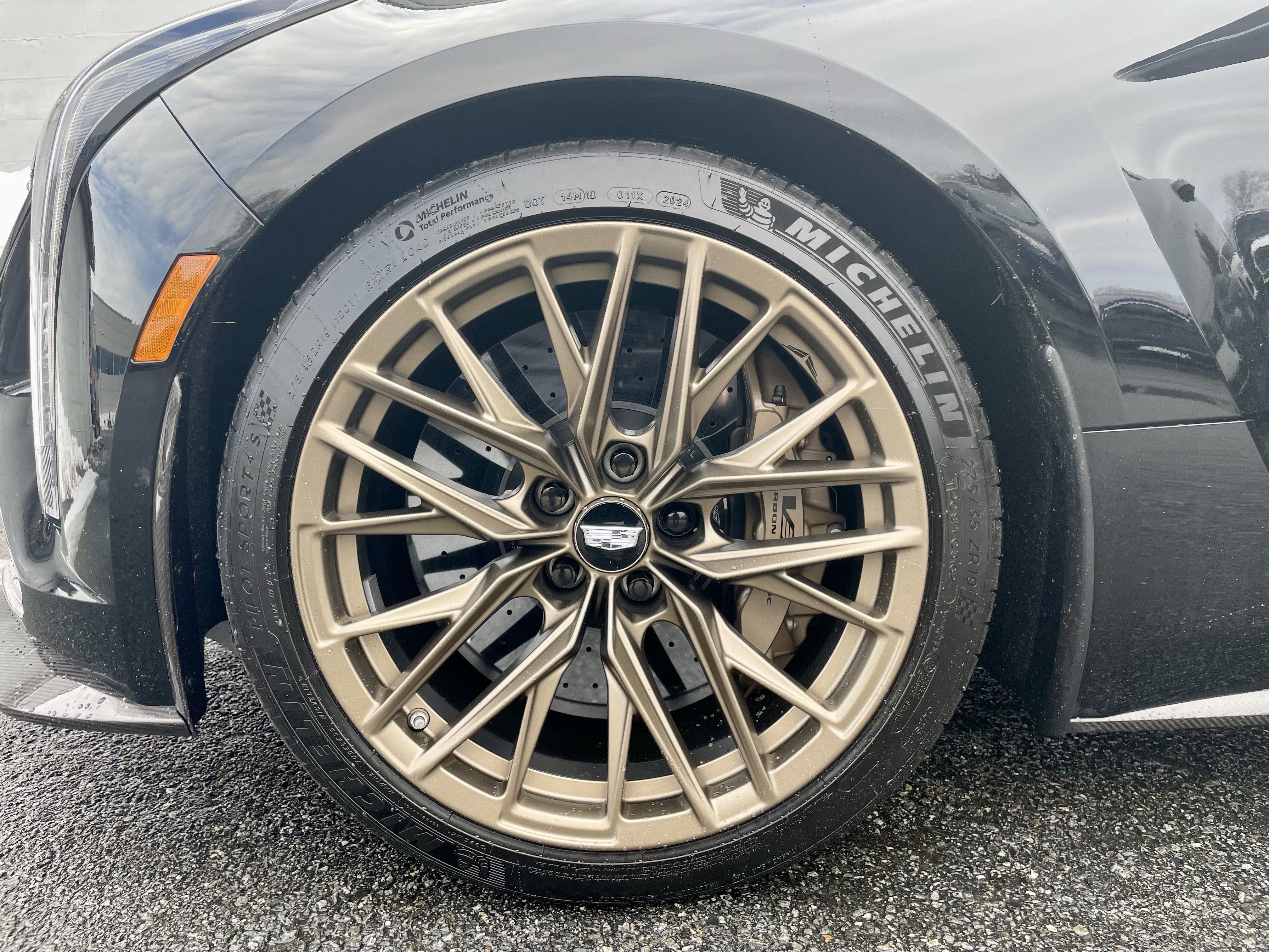 Used 2025 Cadillac CT5 V Blackwing w/ Carbon Fiber 2 Package image 9