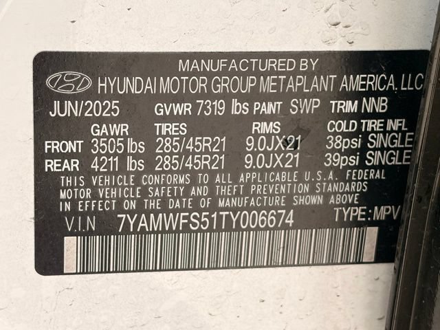 Used 2026 Hyundai Ioniq 9 Limited AWD/4WD image 28