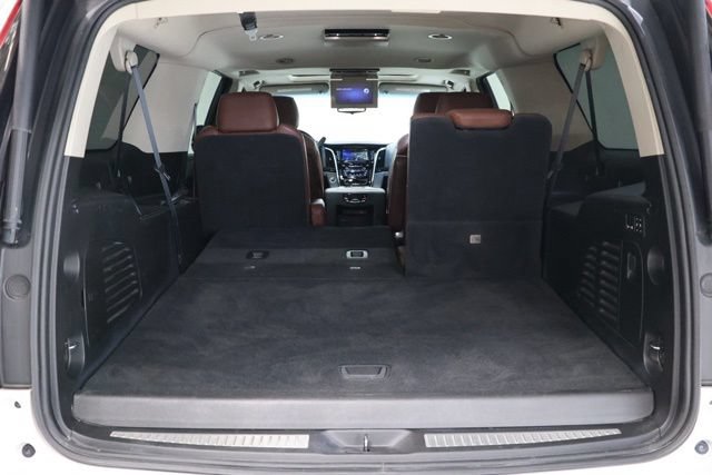 Used 2019 Cadillac Escalade ESV Luxury AWD/4WD image 34