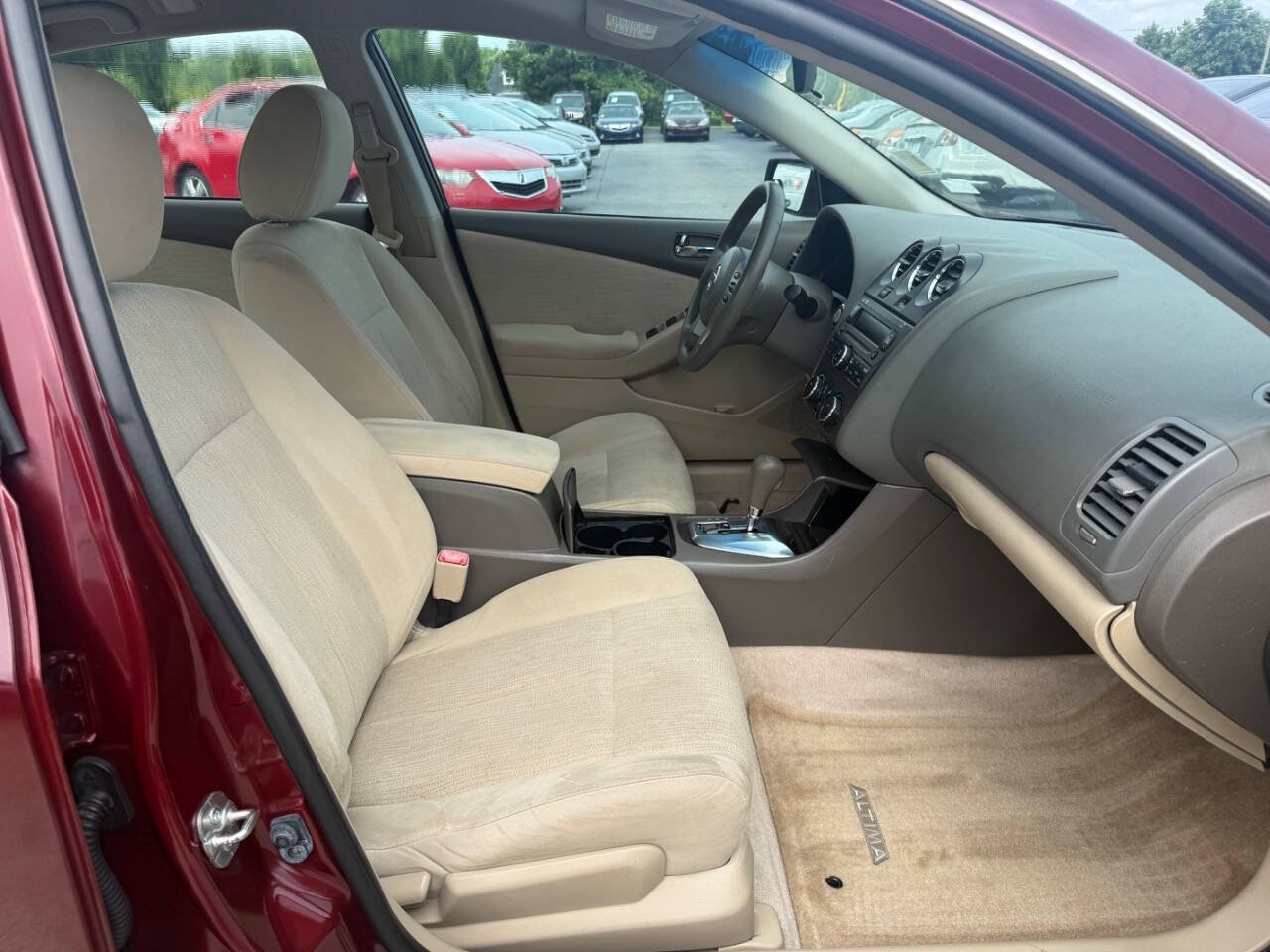 Used 2012 Nissan Altima 2.5 S FWD image 13