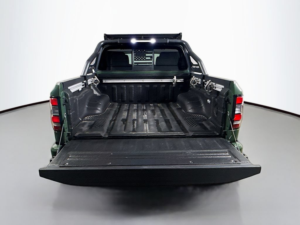 Used 2022 Nissan Frontier PRO-4X AWD/4WD image 24