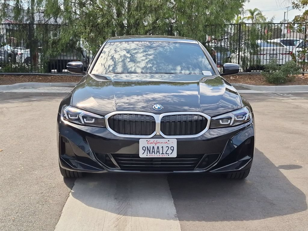 Used 2024 BMW 330e xDrive w/ Convenience Package AWD/4WD image 4