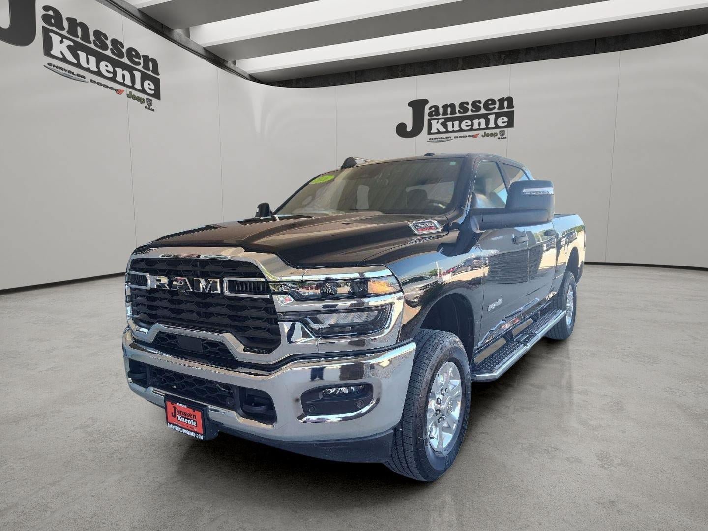Used 2026 RAM 2500 Big Horn AWD/4WD image 5