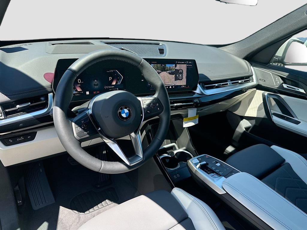Used 2026 BMW X1 xDrive28i w/ Technology Package AWD/4WD image 9