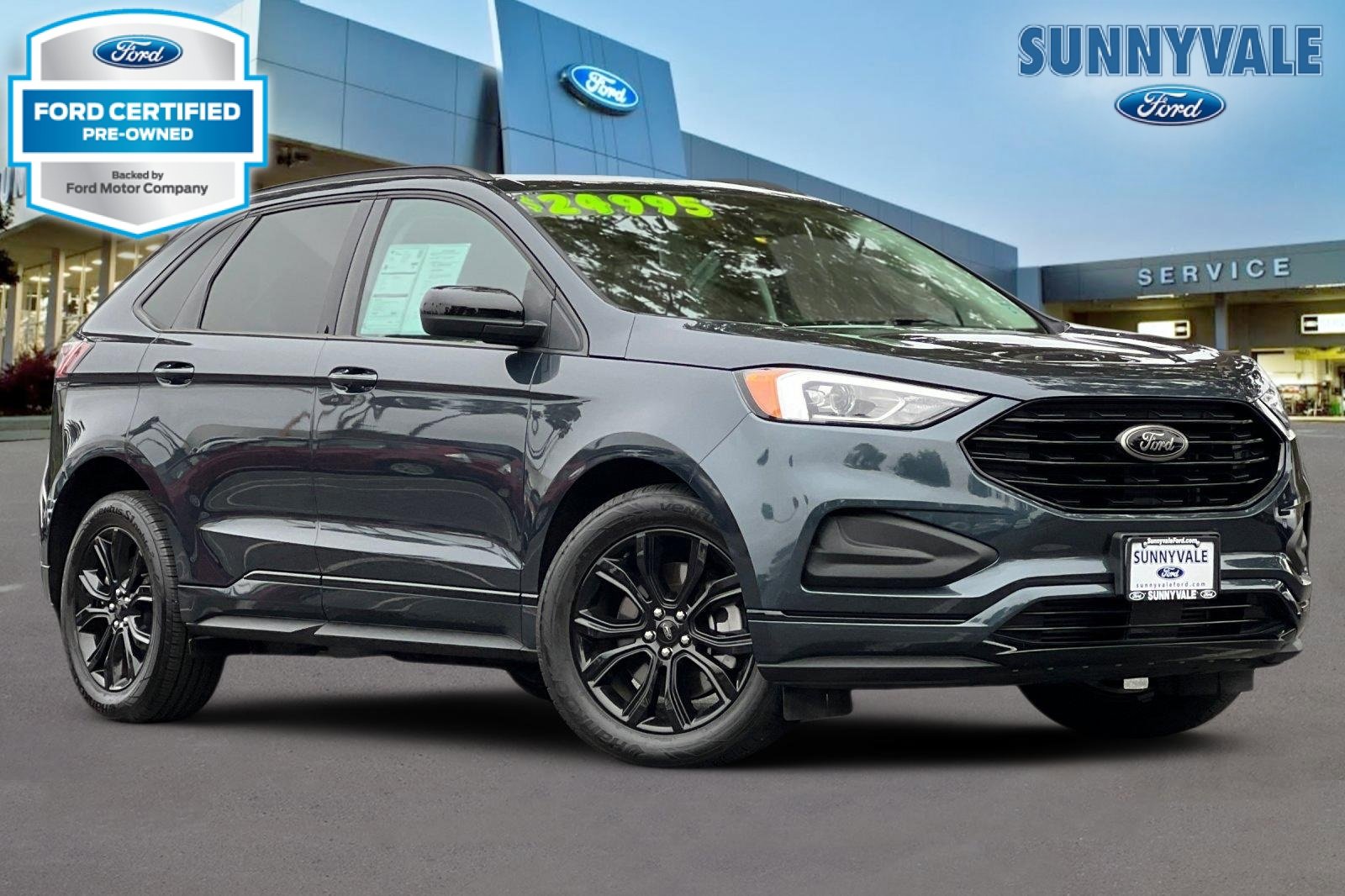 Certified 2022 Ford Edge SE w/ Black Appearance Package