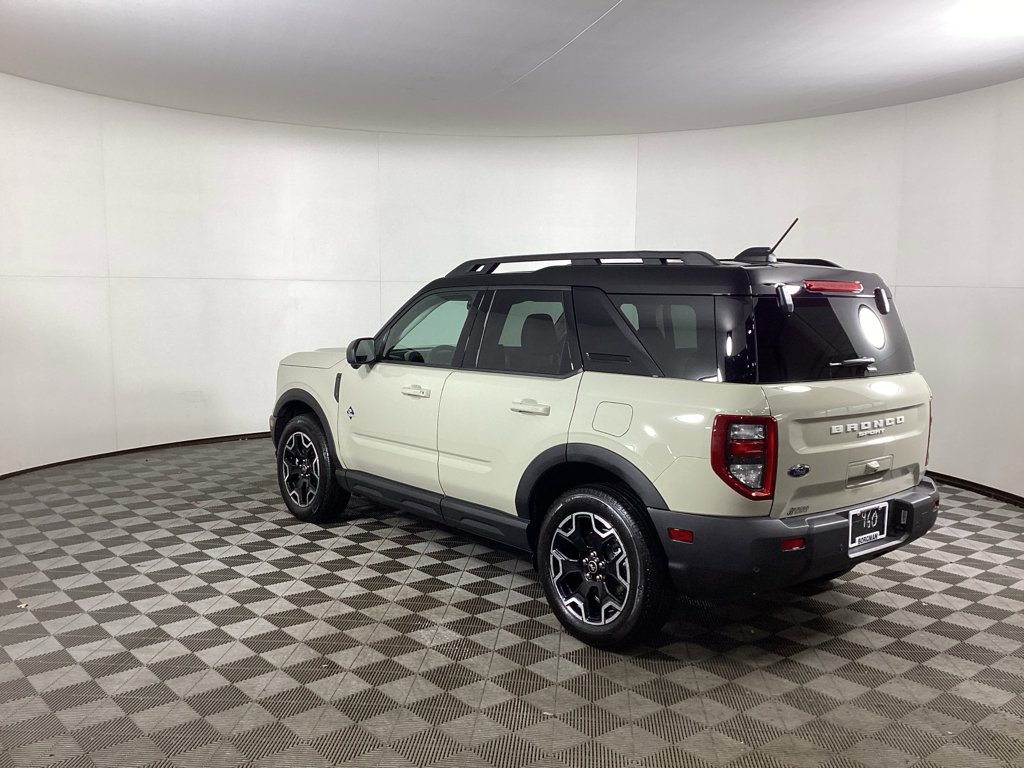 Used 2025 Ford Bronco Sport Outer Banks w/ Outer Banks Tech Package+ image 4