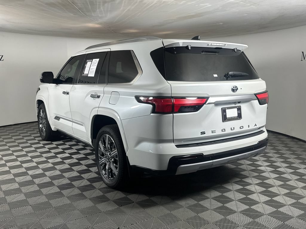 Used 2026 Toyota Sequoia Capstone AWD/4WD image 5
