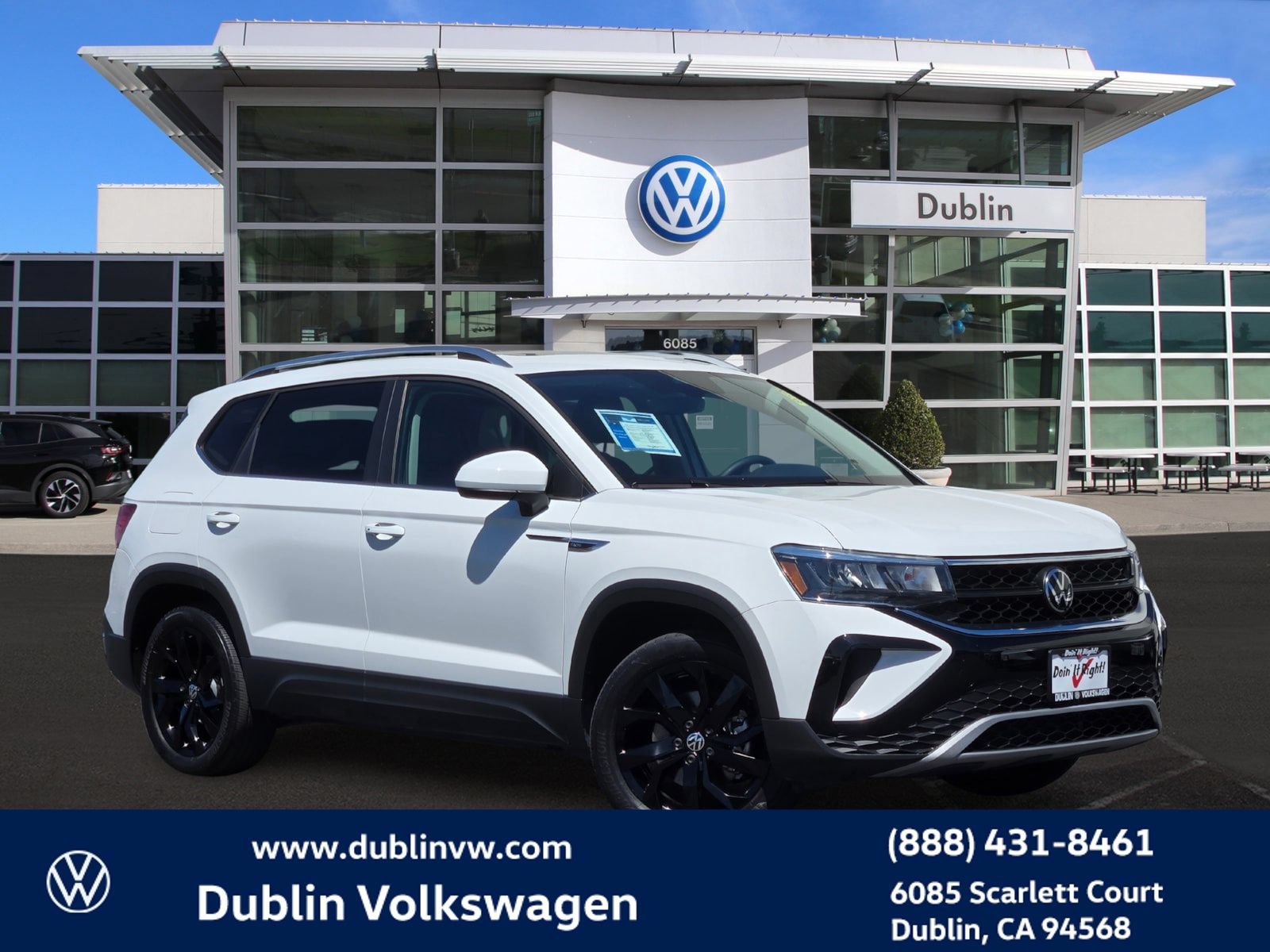 Certified 2023 Volkswagen Taos SE w/ Panoramic Sunroof Package AWD/4WD image 1